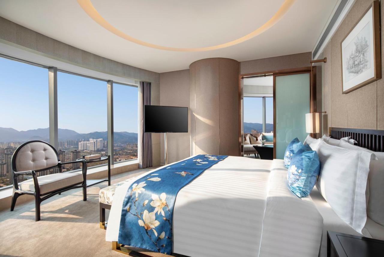 Kunming Huiyue Wyndham Hotel Kültér fotó
