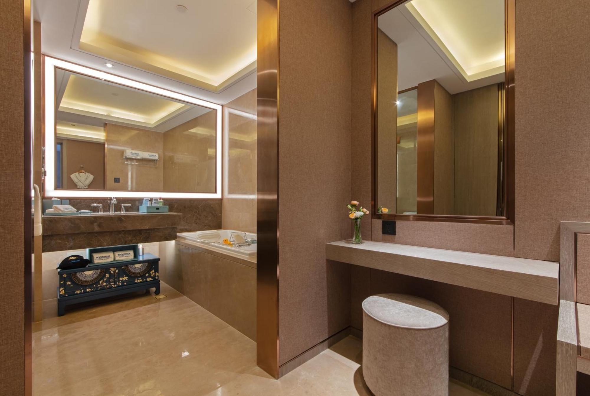 Kunming Huiyue Wyndham Hotel Kültér fotó